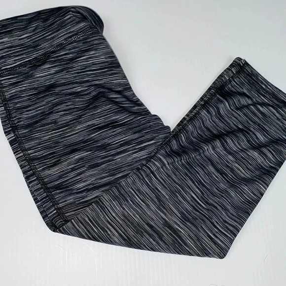 OLD NAVY EUC GIRLS LEGGINGS PANTS BOTTOMS ACTIVEWEAR SUMMER CASUAL JOG SIZE L - Picture 1 of 5